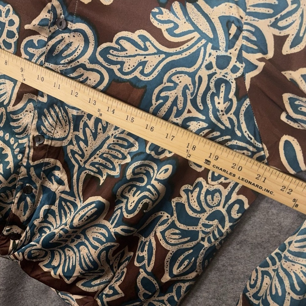 Finley Satin Blouse Womens Sz L Brown Blue Floral Twist Front French Cuffs - Picture 7 of 7